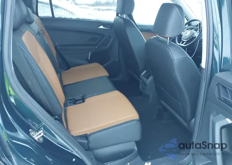 2018 Volkswagen Tiguan 2.0T Se/2.0T Sel z USA, uszkodzony, nr VIN 3VV2B7AX7JM192203